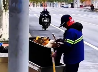 She rescued a dog that was abandoned in a trash can while working.#re…
